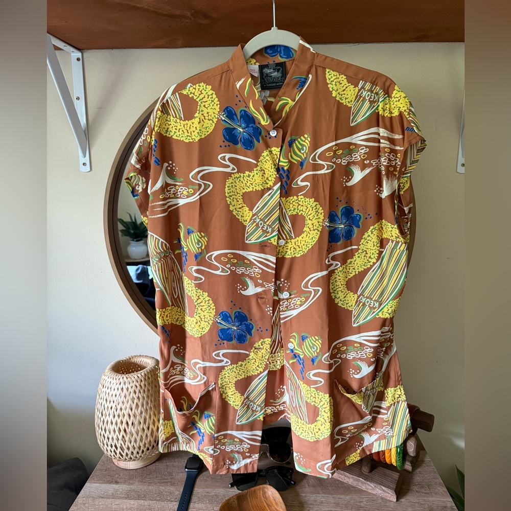 NWOT 1950s style Kona Bay Hawaiian Tea timer shirt with vintage print